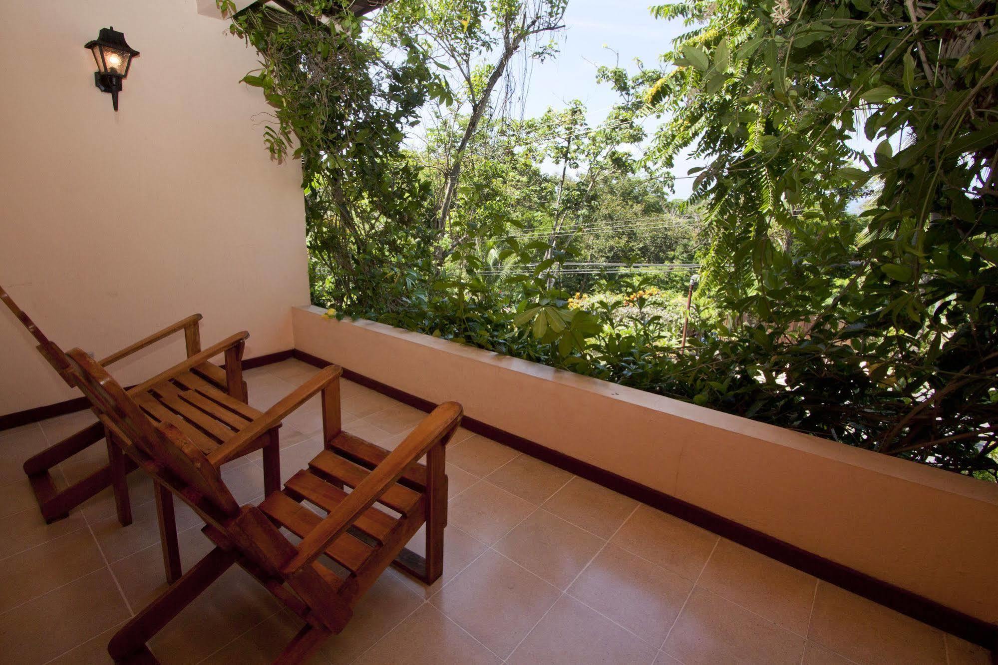 מנואל אנטוניו Karahe Beach Hotel מראה חיצוני תמונה